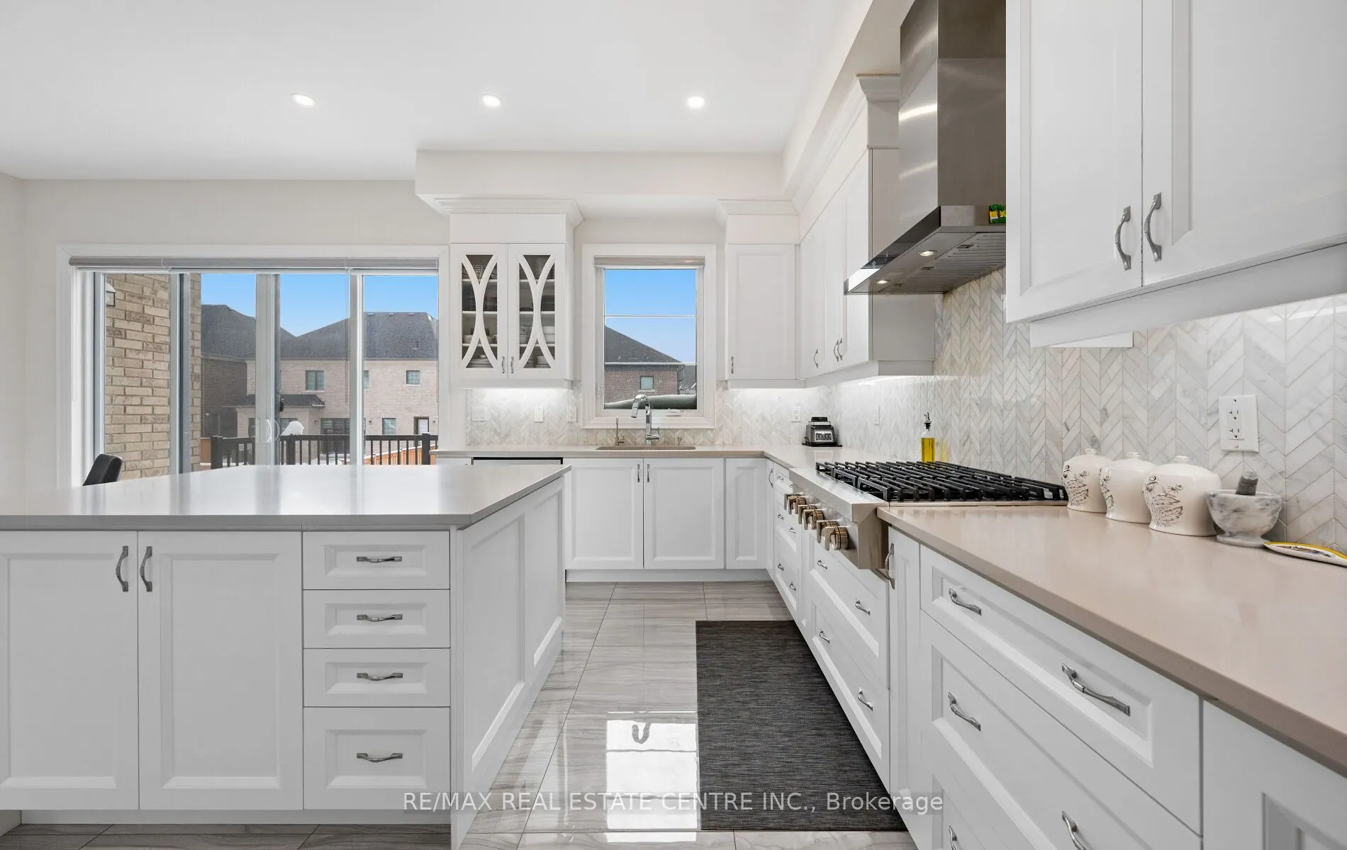 160 Wainfleet Crescent