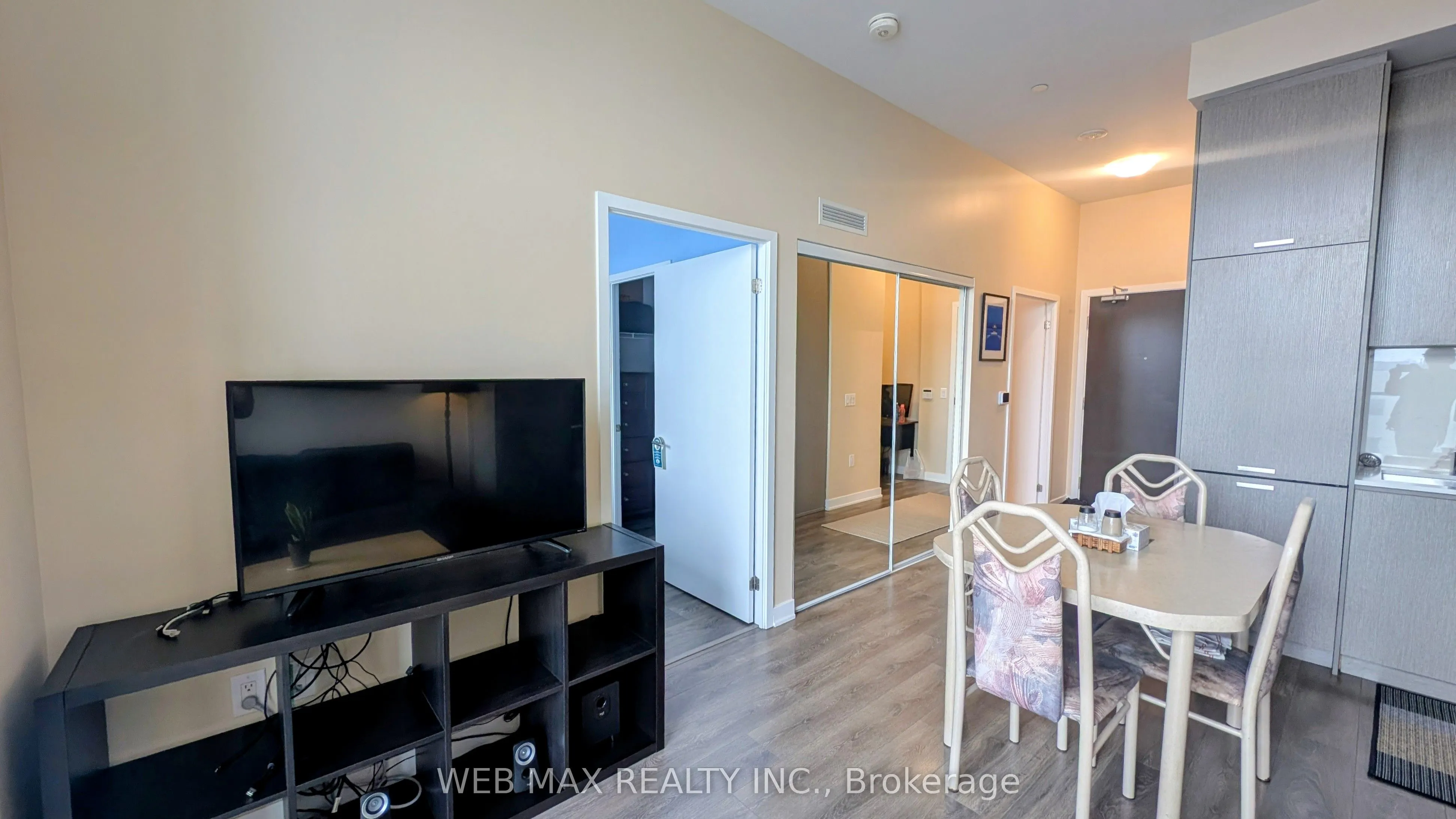 60 Honeycrisp Crescent #311