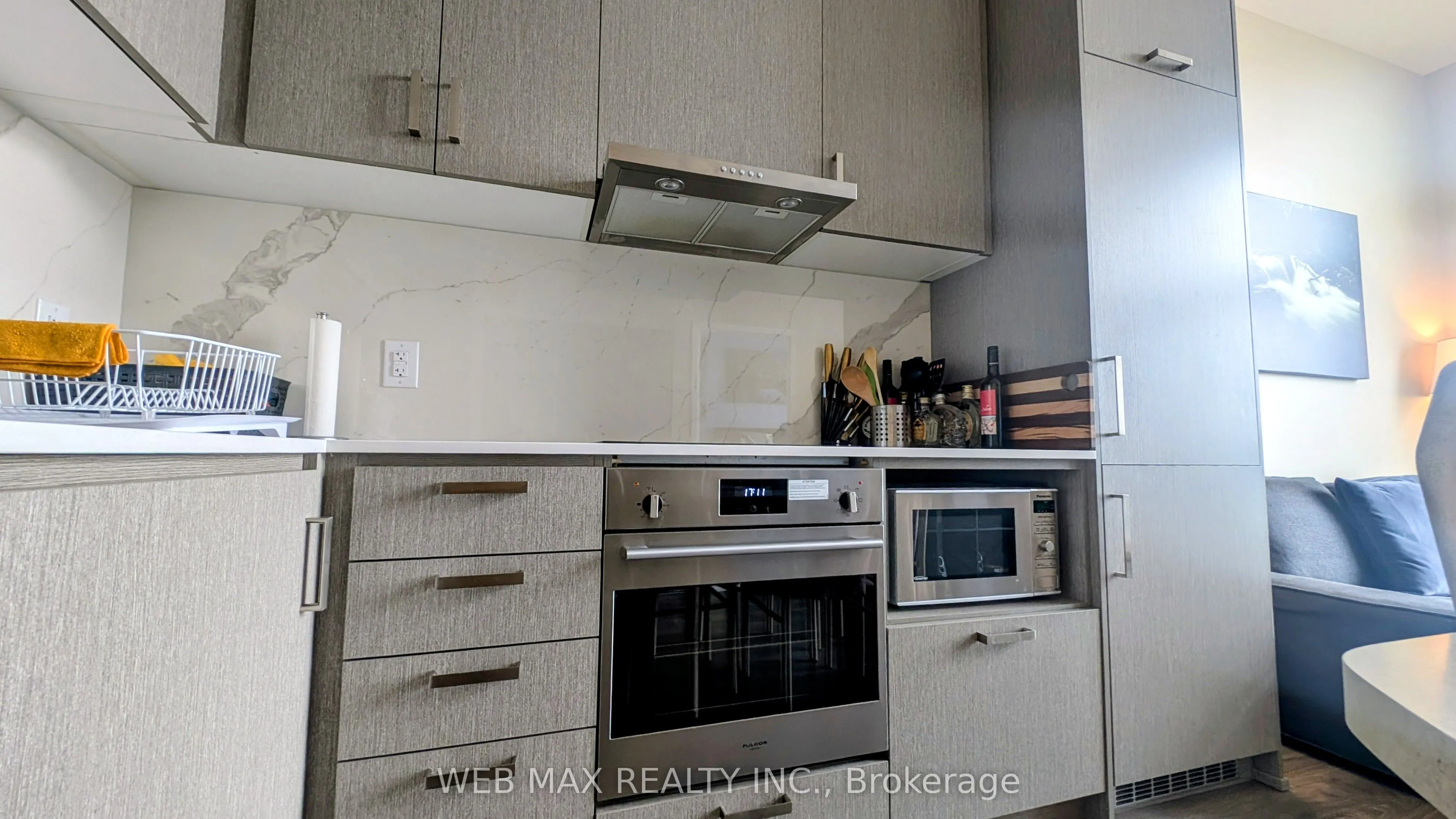 60 Honeycrisp Crescent #311