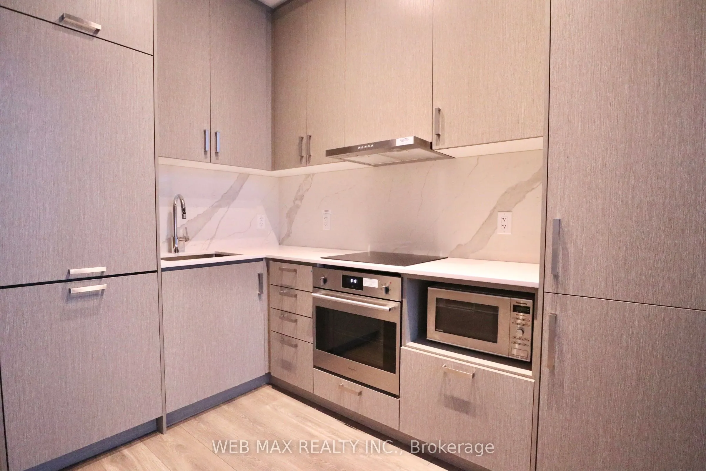 60 Honeycrisp Crescent #311