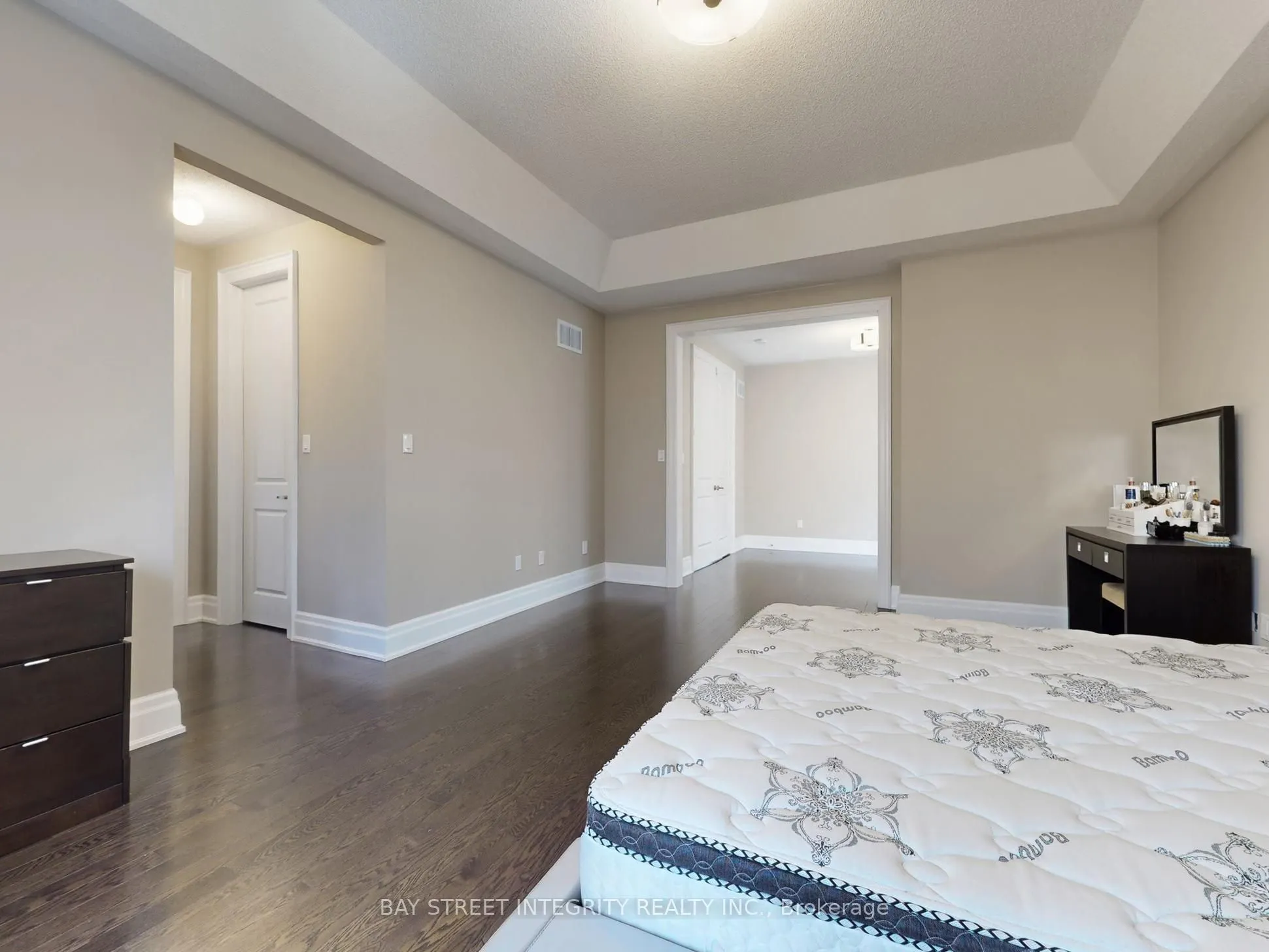 57 Strawbridge Farm Drive