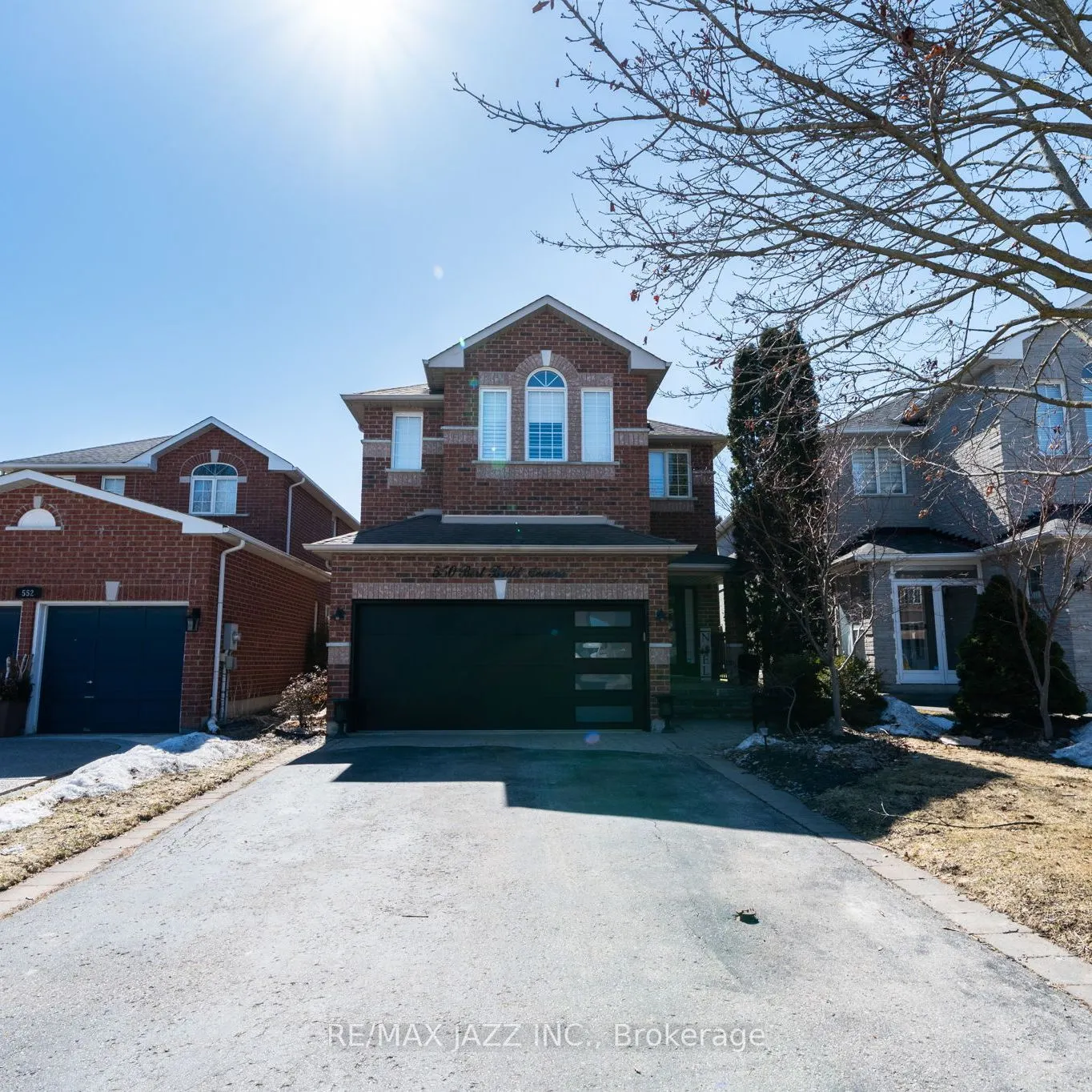 550 Bert Budd Avenue