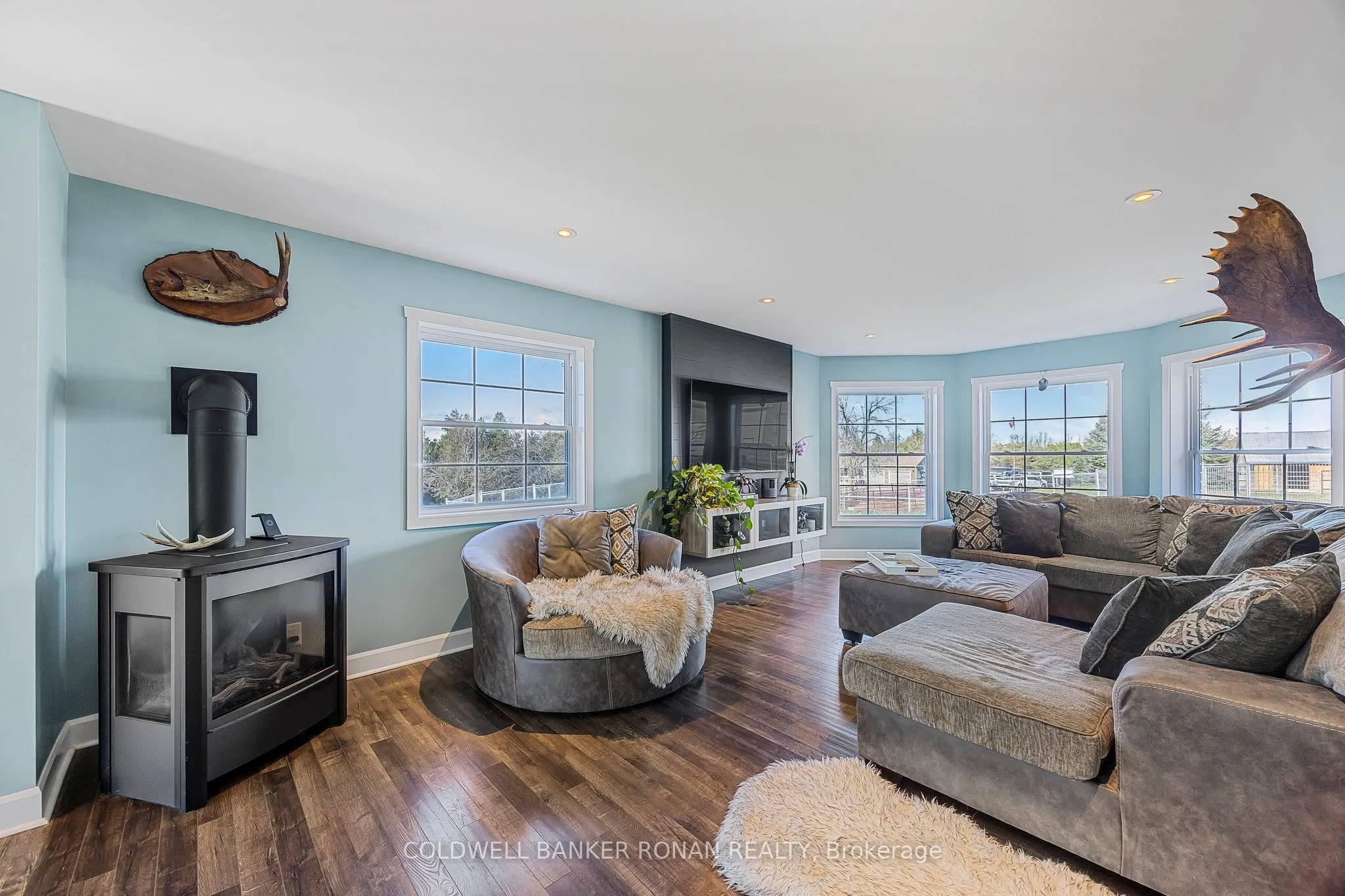 5735 Concession Rd 6
