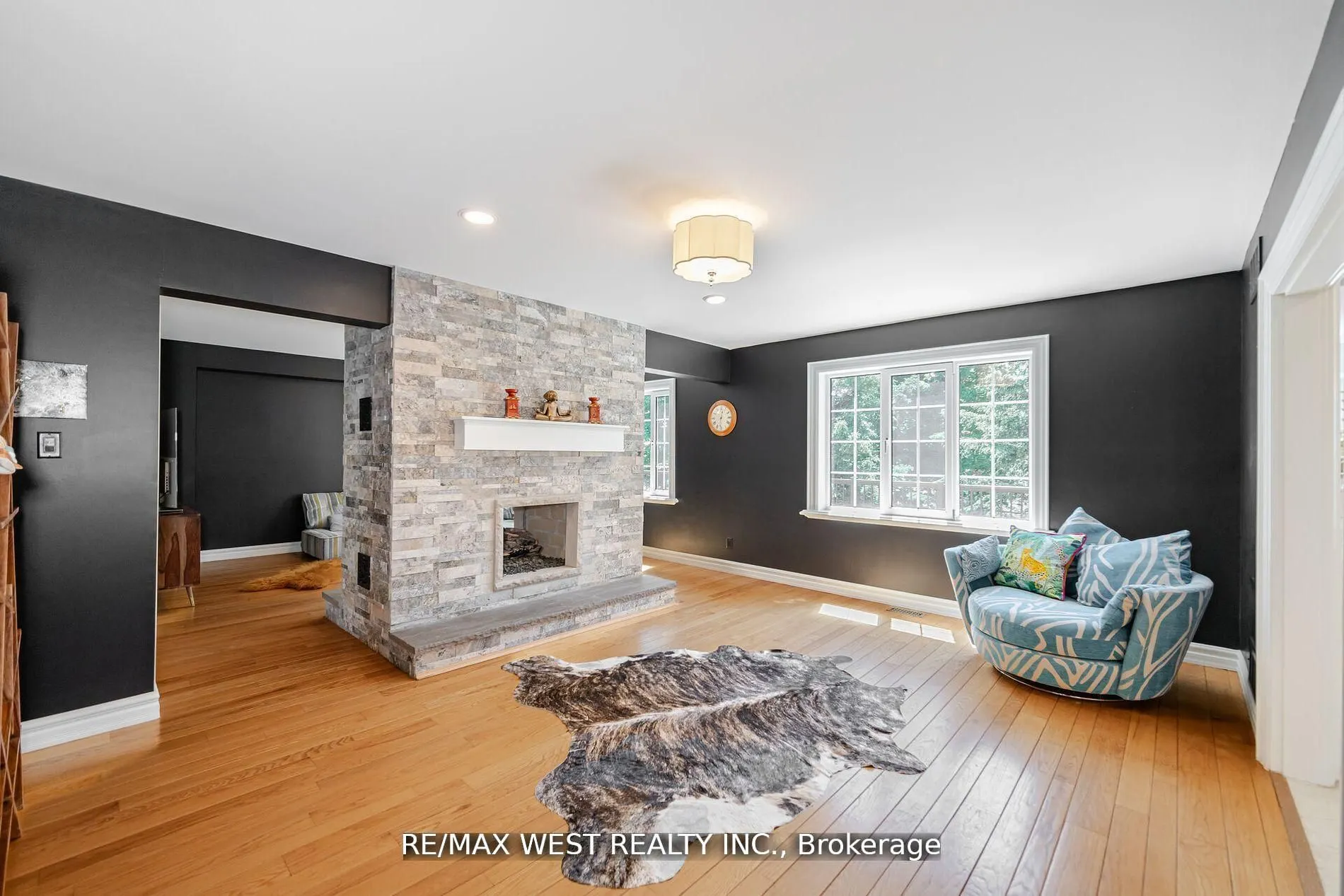 7 Stewart Crescent