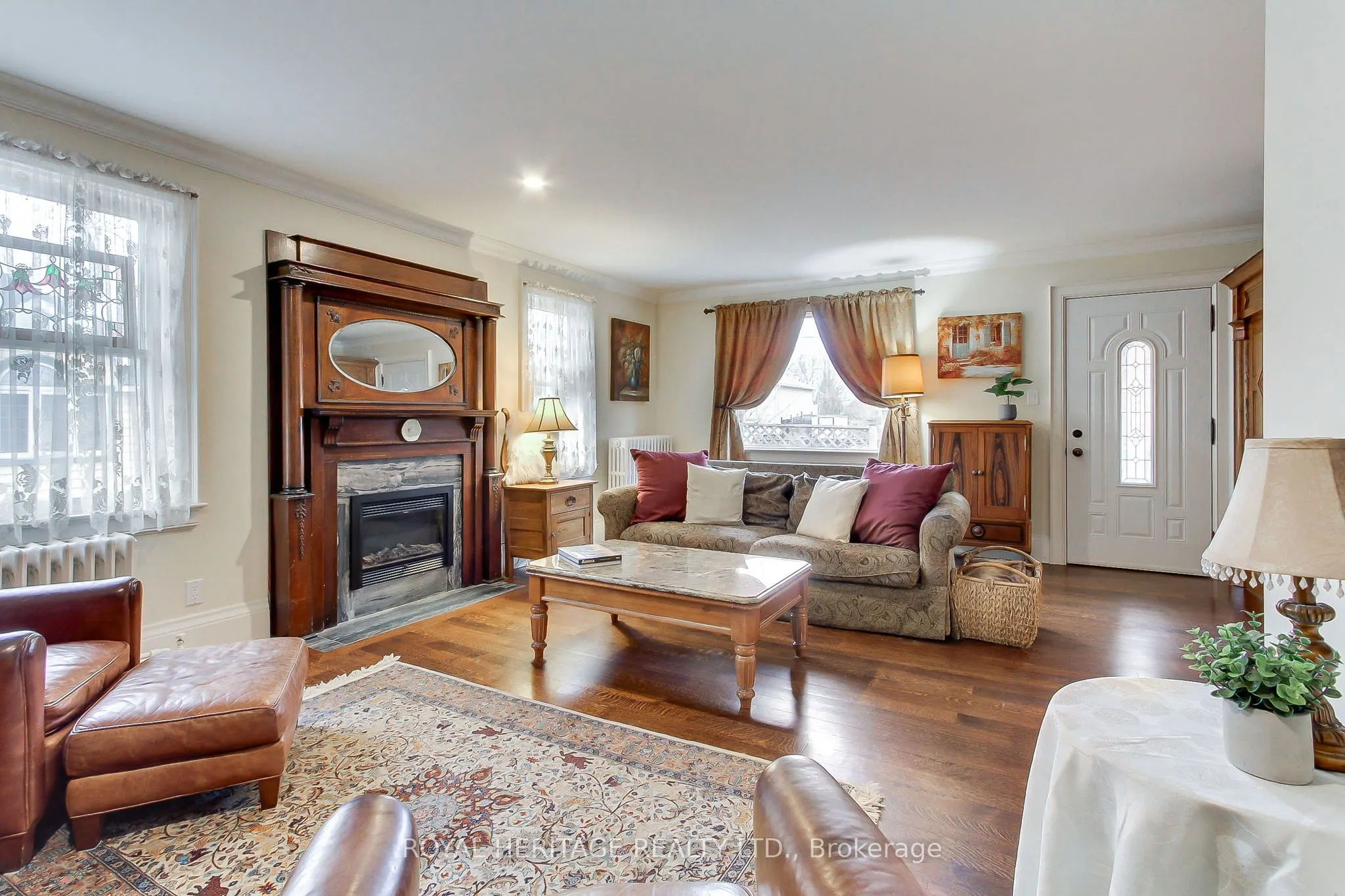 49 John Street E