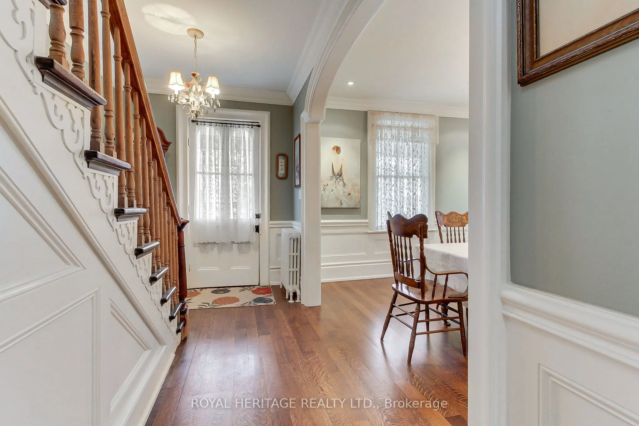 49 John Street E