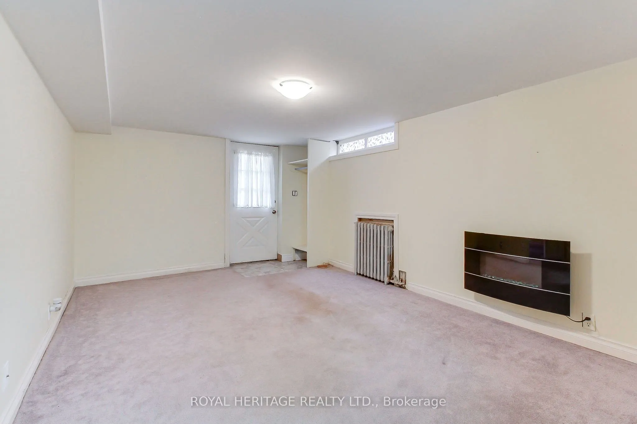 49 John Street E