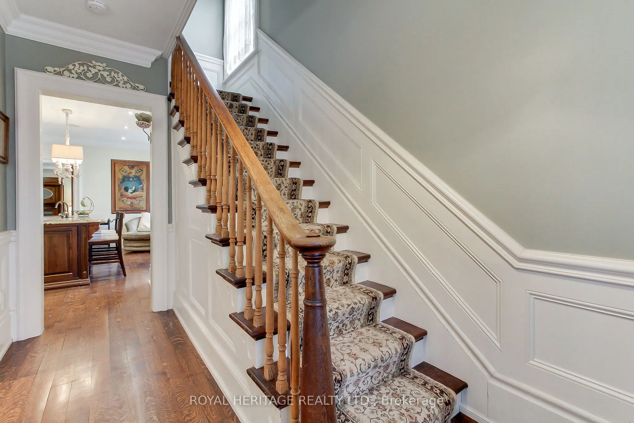 49 John Street E