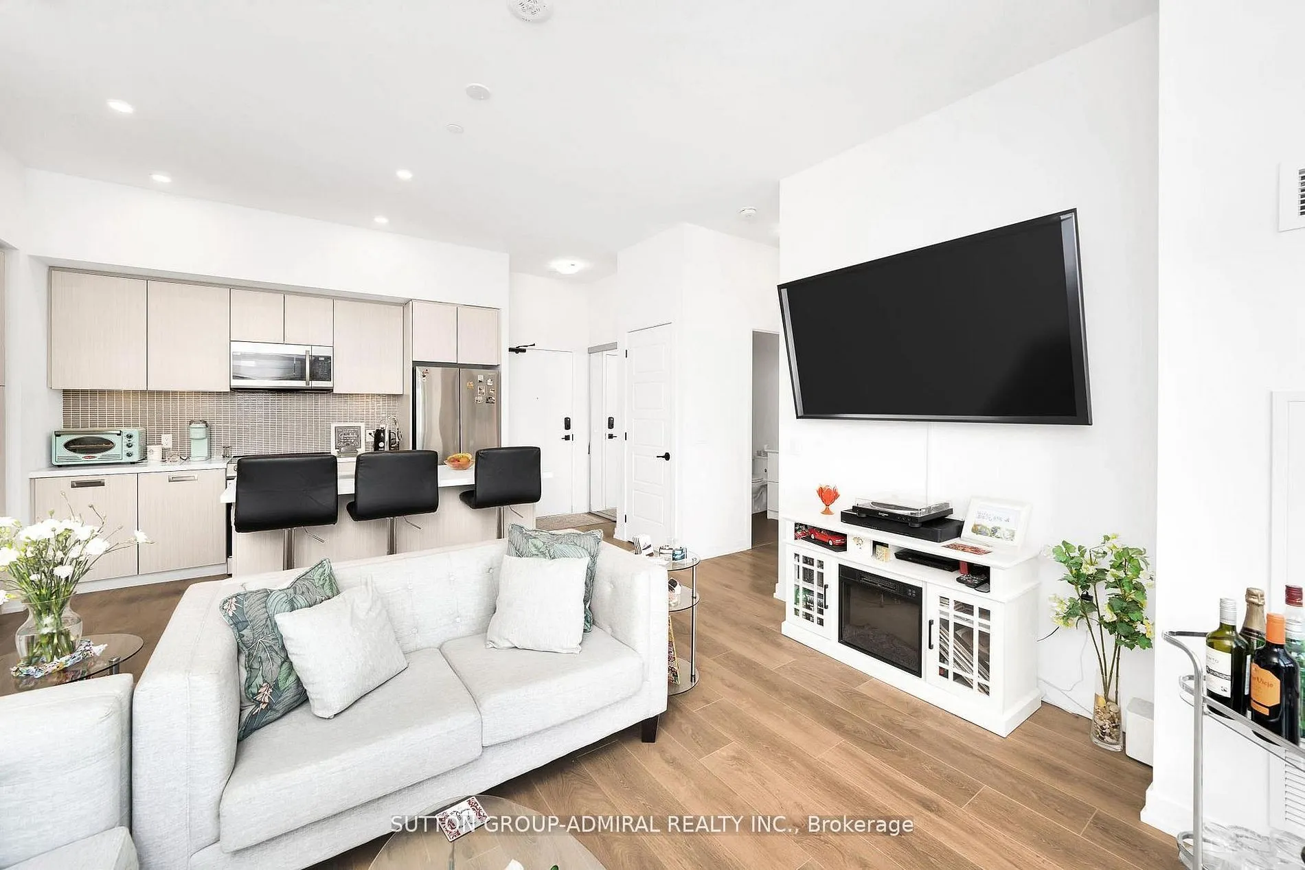 415 Sea Ray Avenue #431