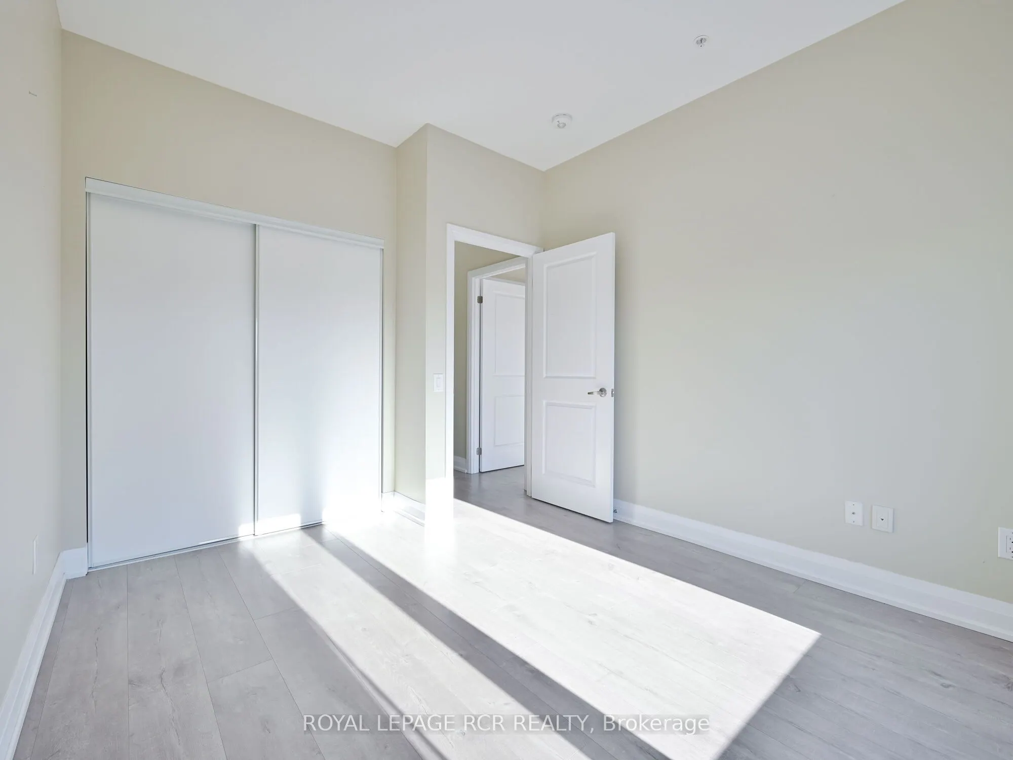 64 Queen Street S #502