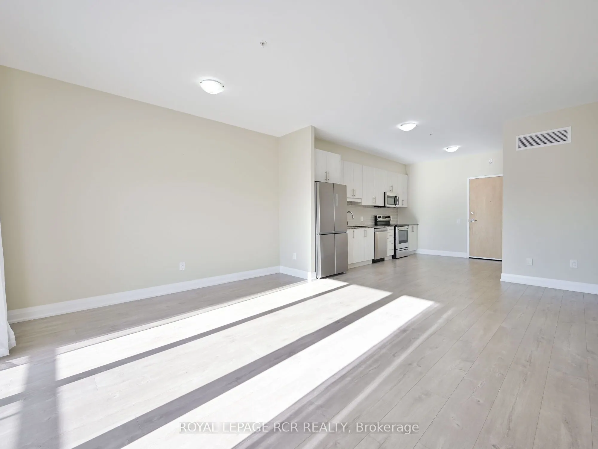 64 Queen Street S #502