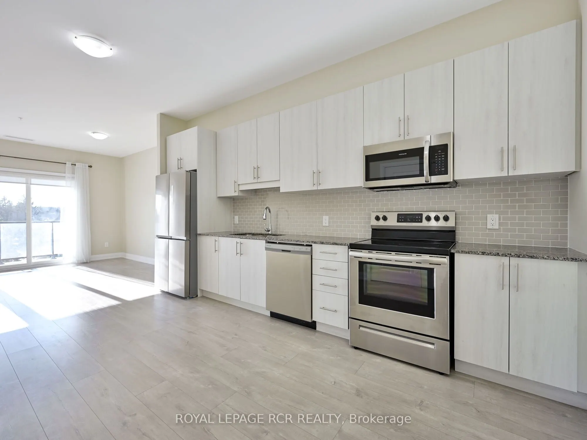 64 Queen Street S #502
