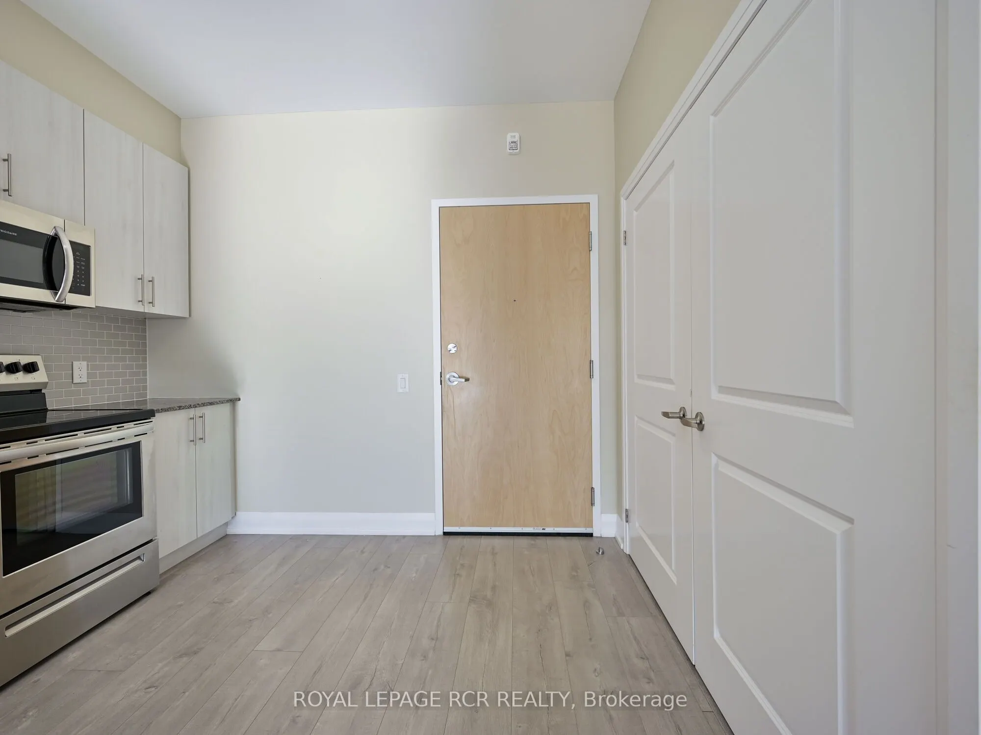64 Queen Street S #502