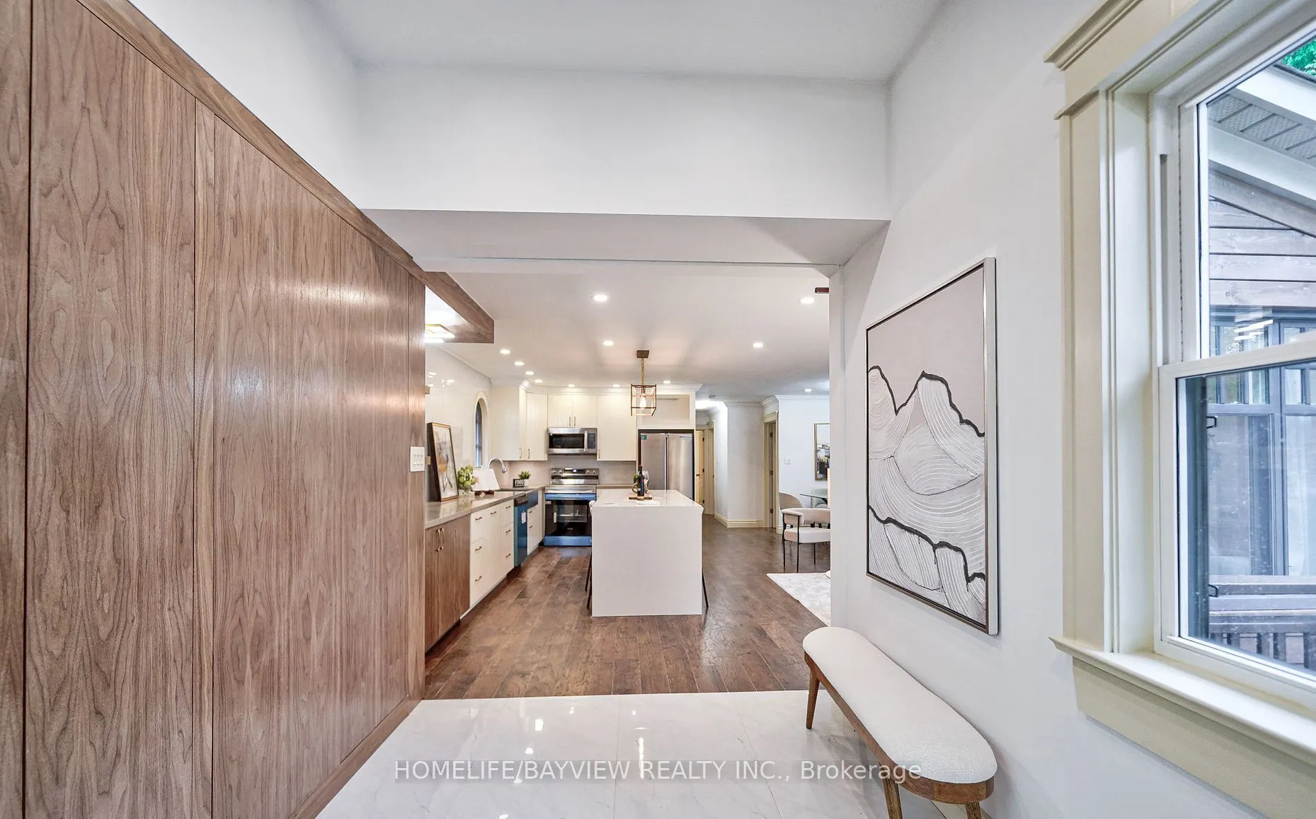 60 Hillview Drive