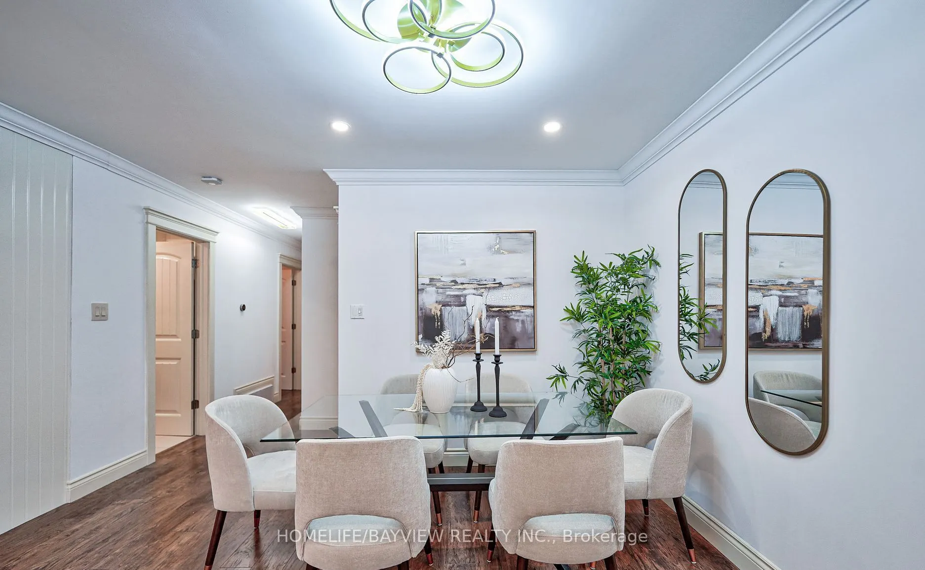 60 Hillview Drive