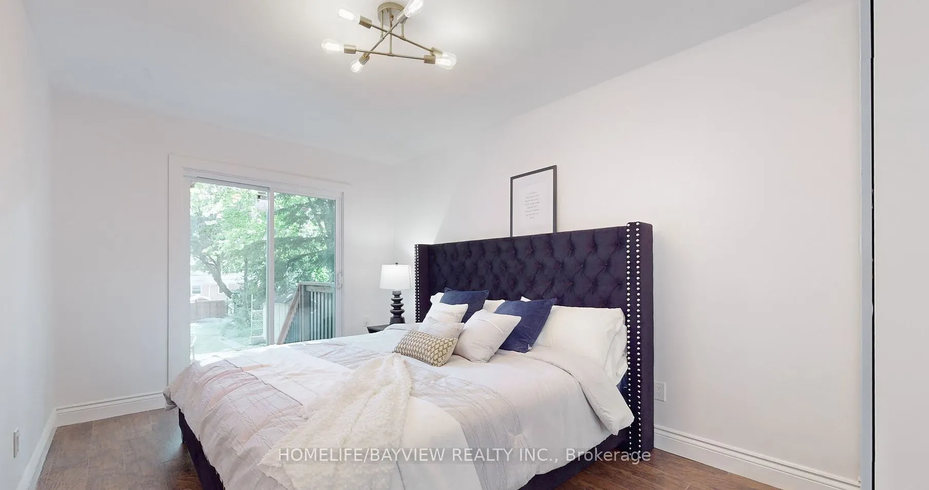 60 Hillview Drive