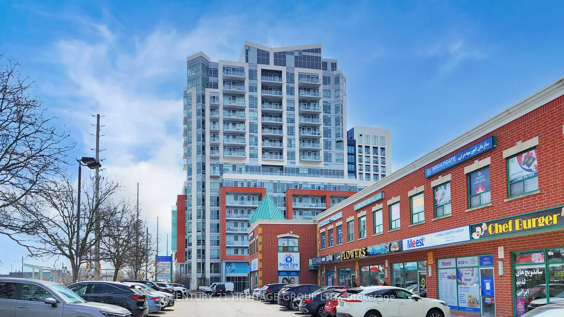 8888 YONGE Street #103 L/W