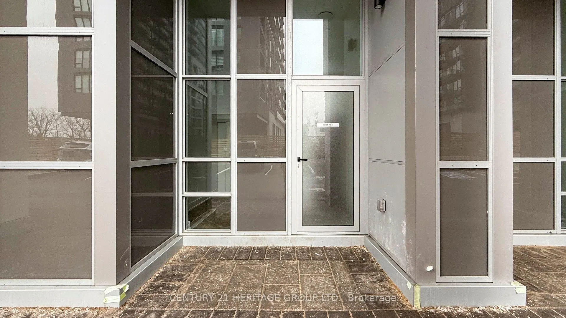 8888 YONGE Street #103 L/W