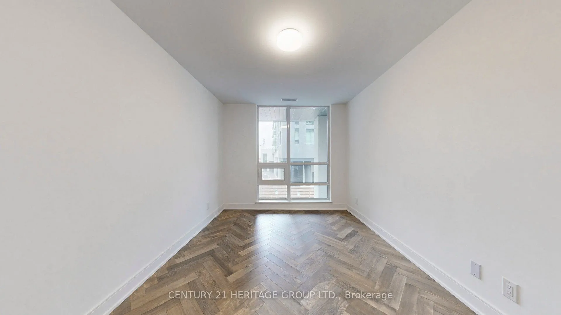 8888 YONGE Street #103 L/W