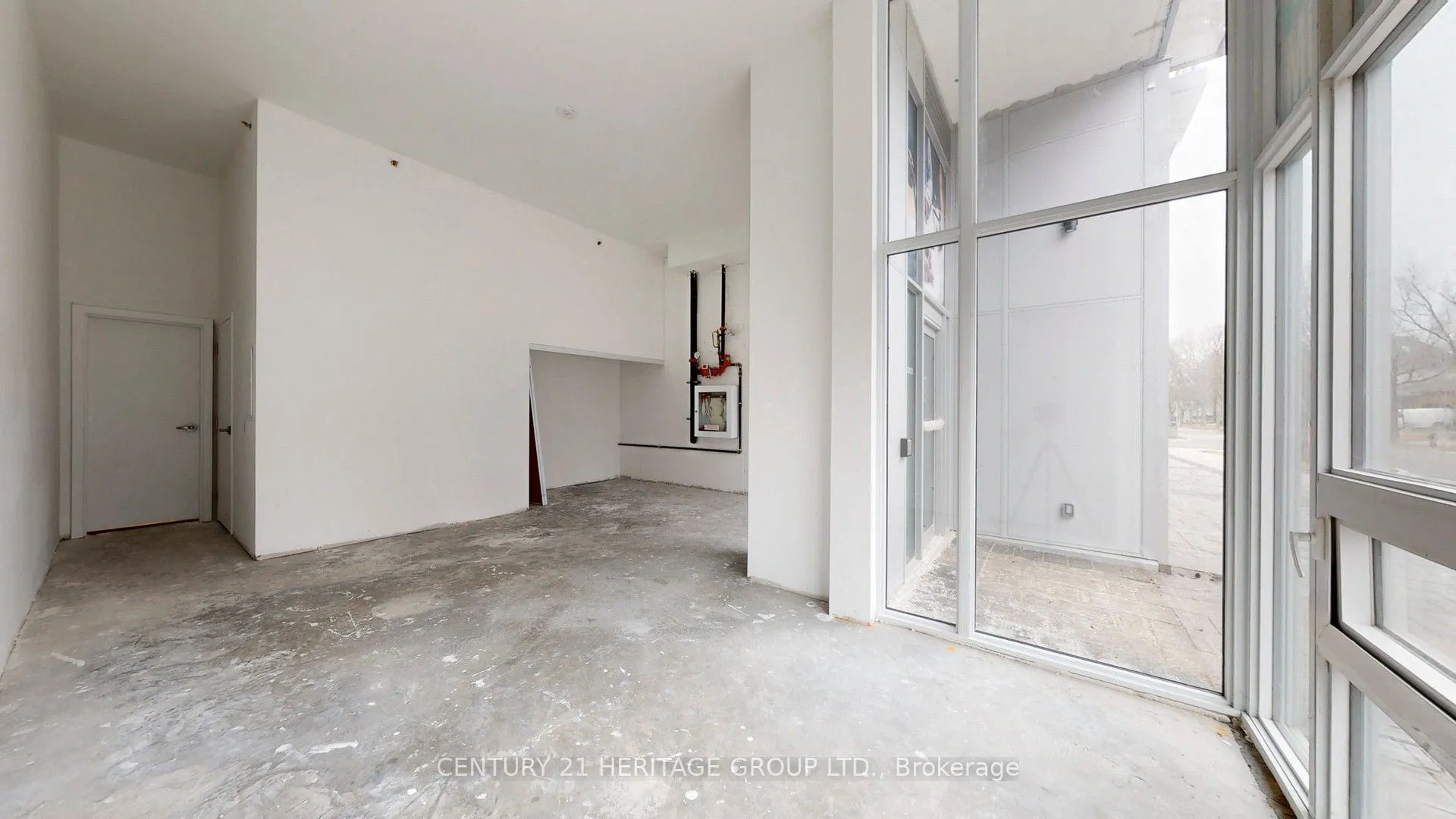 8888 YONGE Street #103 W/L