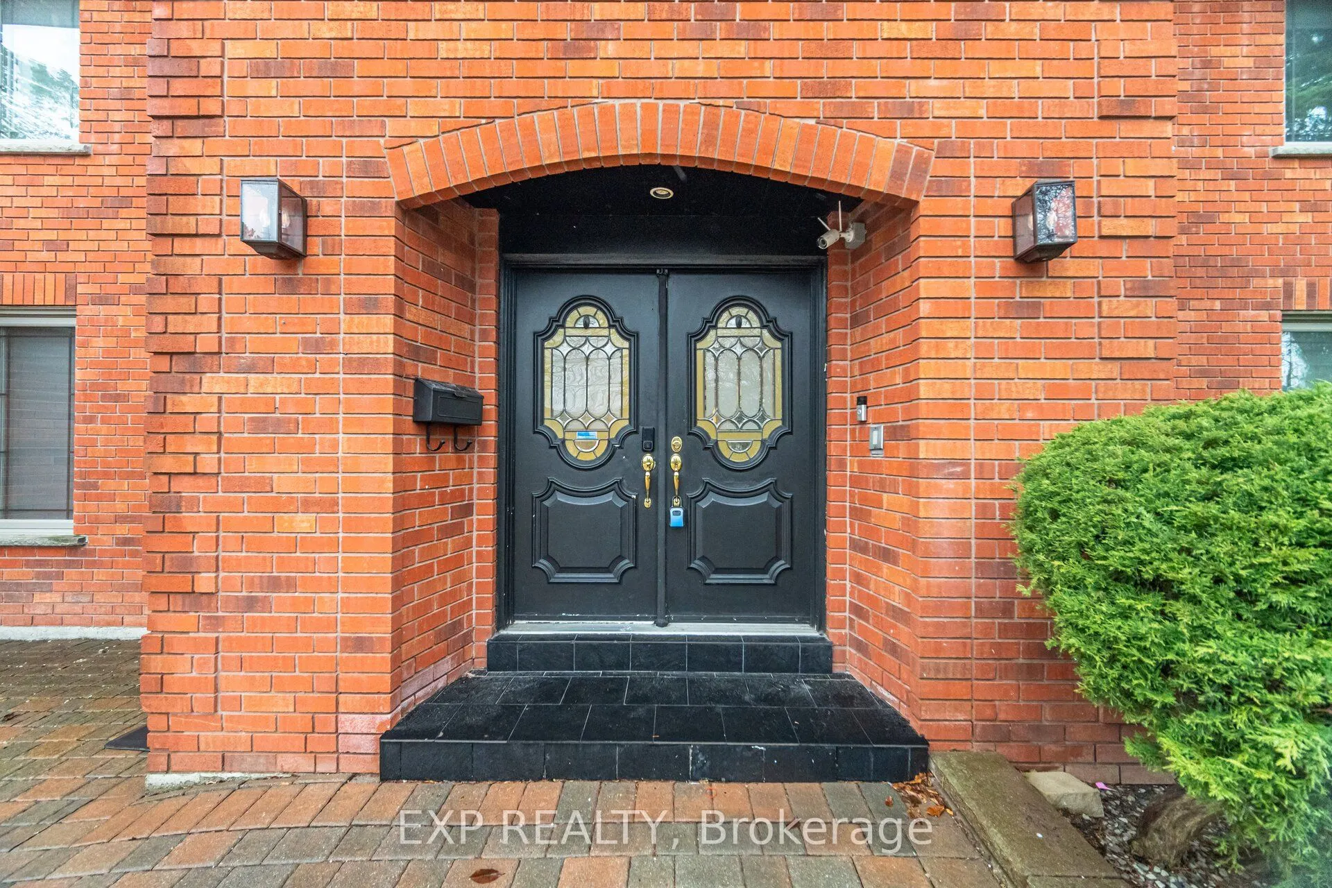 265 Wycliffe Avenue