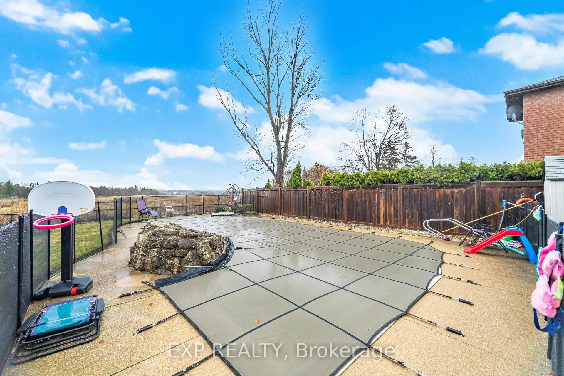 265 Wycliffe Avenue