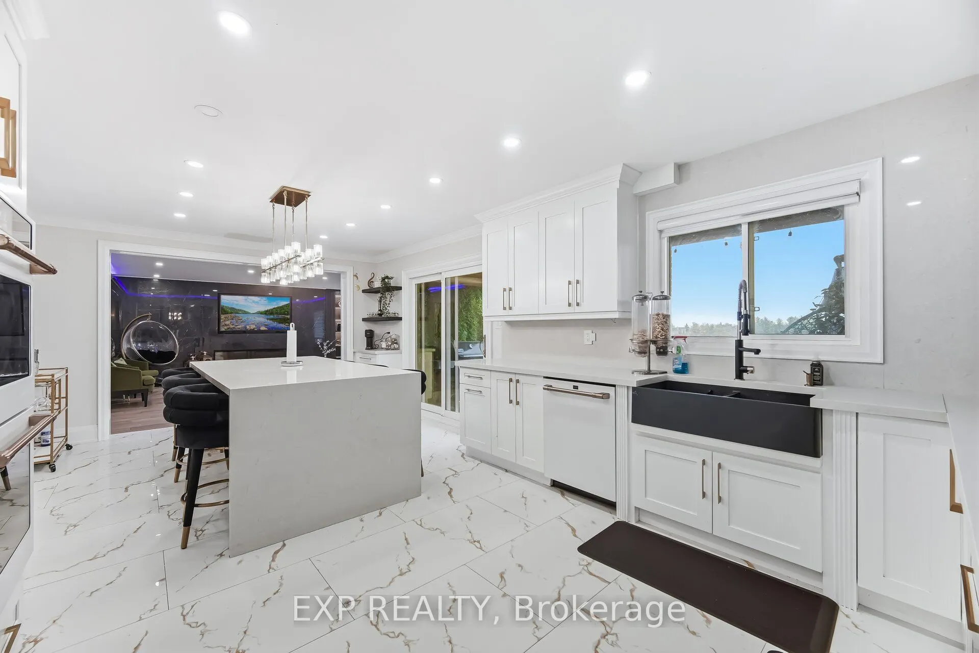 265 Wycliffe Avenue