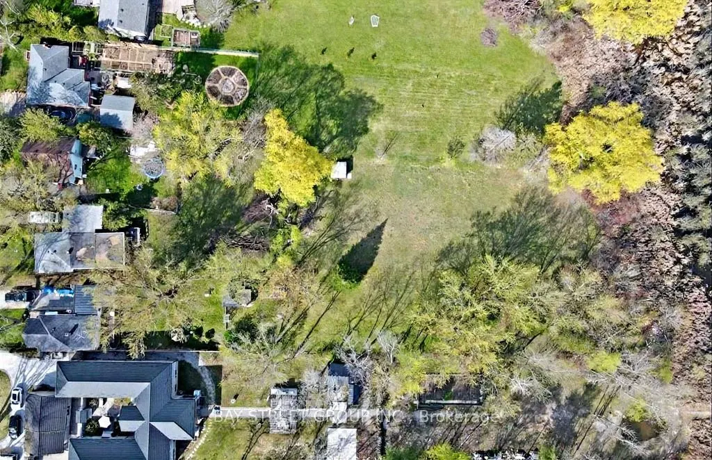 26 Douglas Road