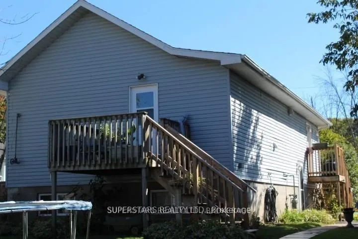 276 Parkwood Avenue