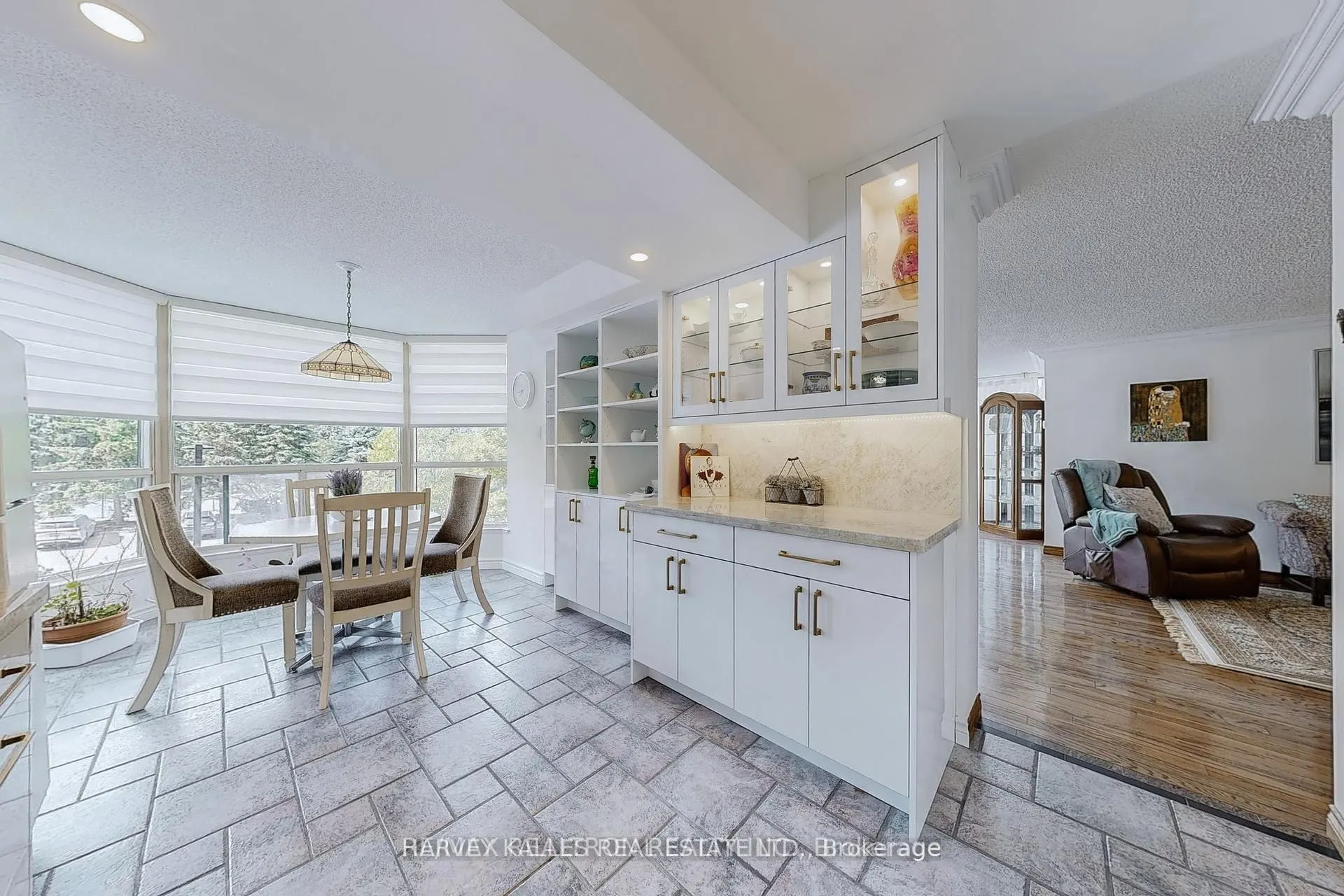 7300 Yonge Street #311