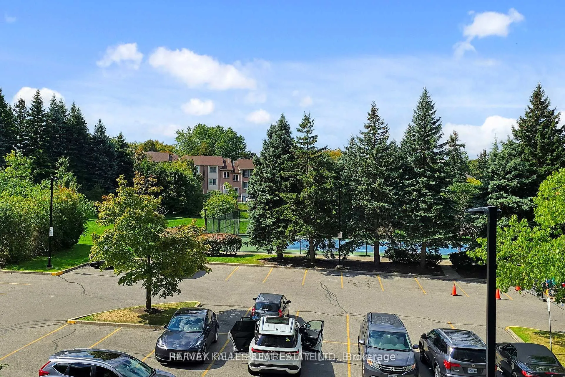 7300 Yonge Street #311