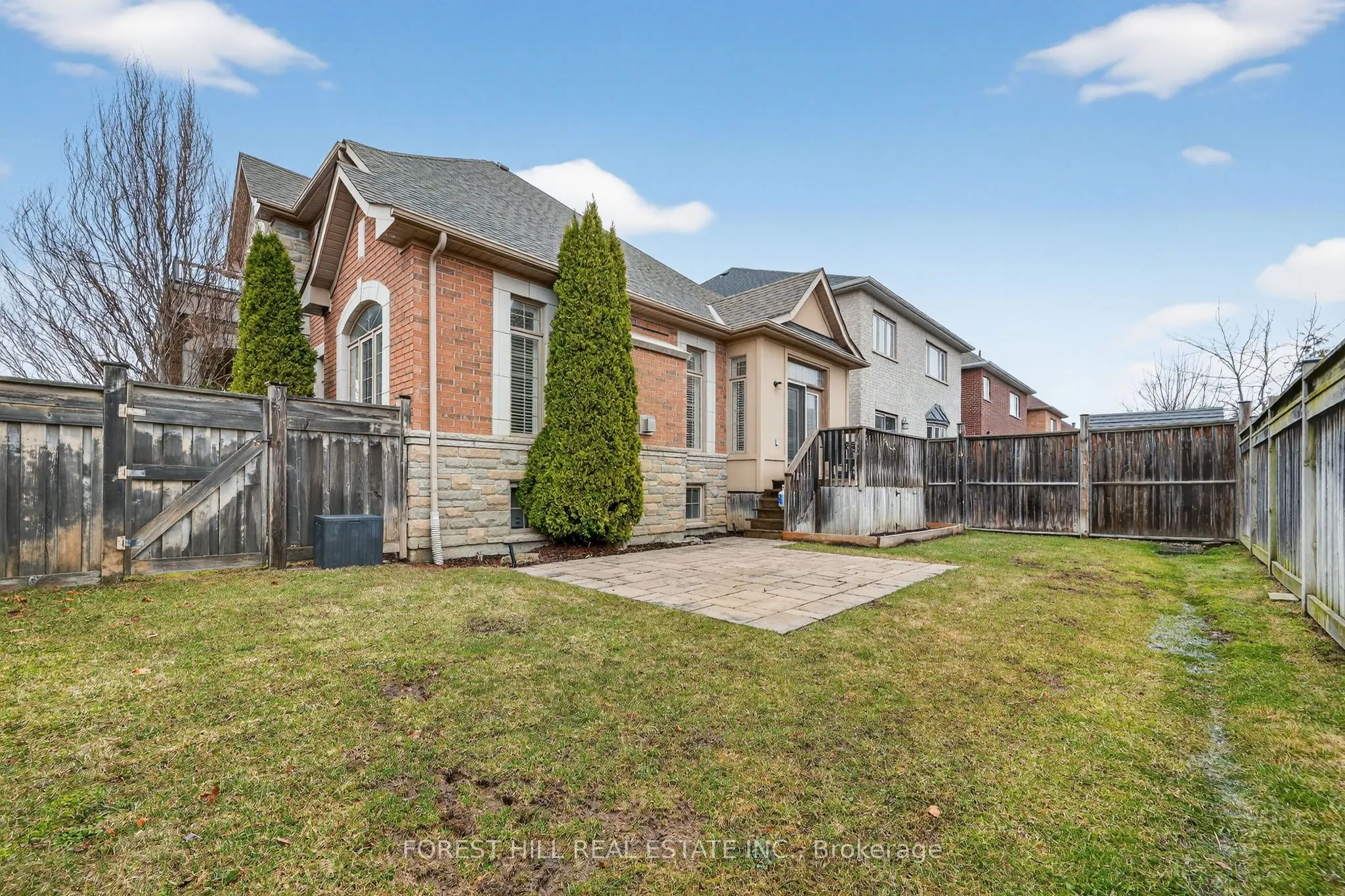 1 Heritage Estates Road