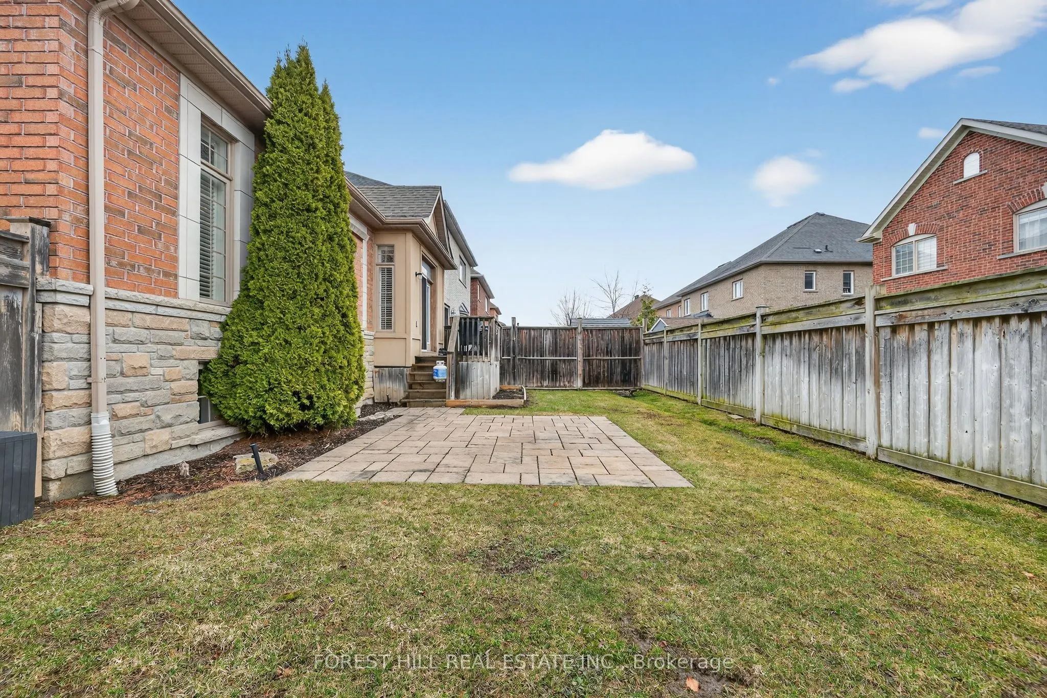 1 Heritage Estates Road