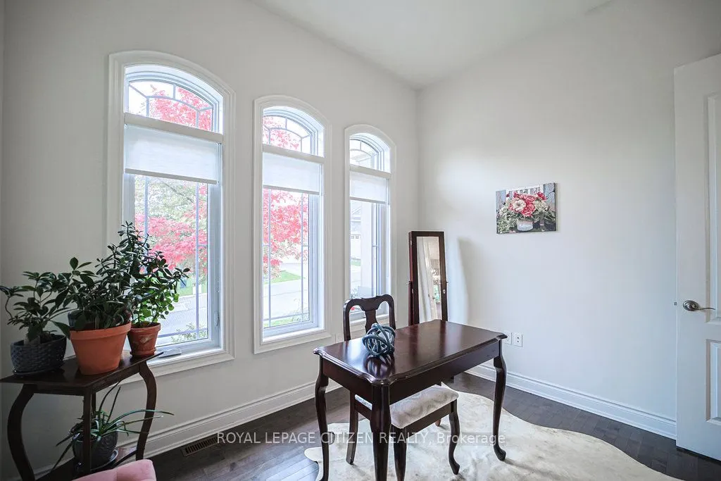 19 Westmount Drive #15