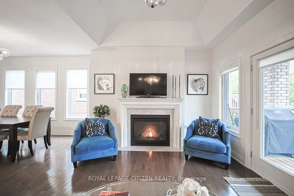 19 Westmount Drive #15