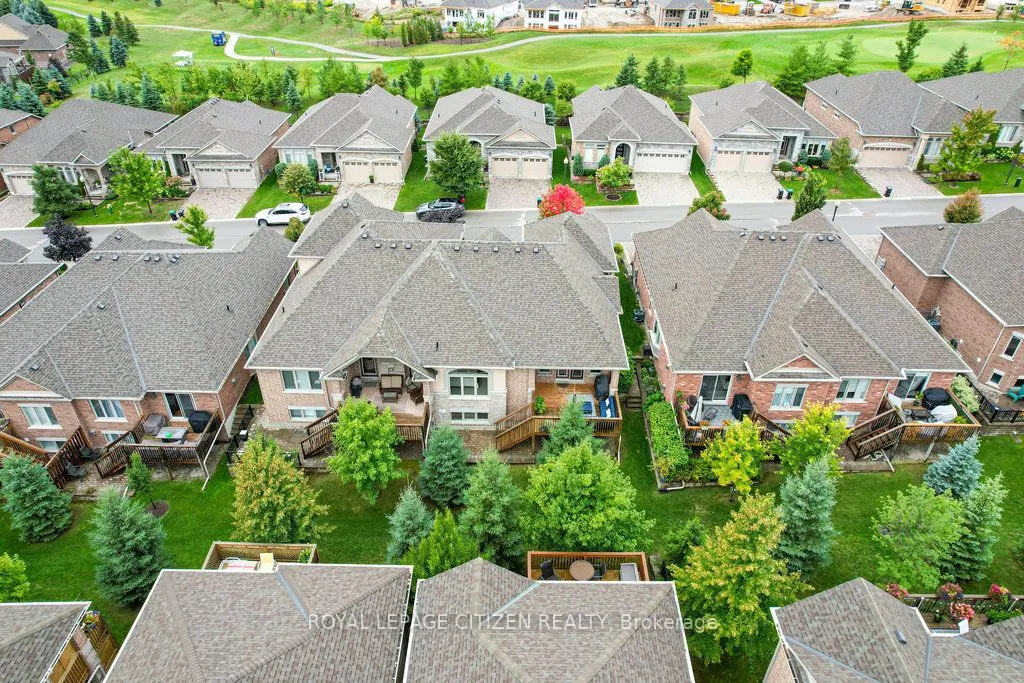19 Westmount Drive #15