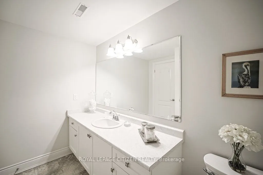 19 Westmount Drive #15