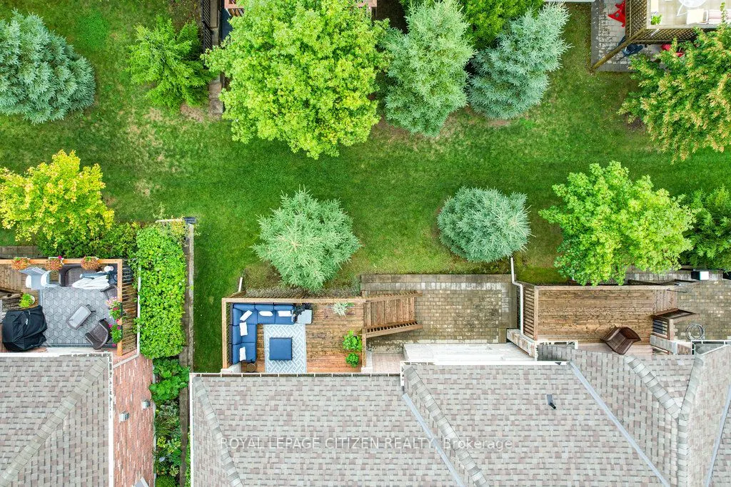 19 Westmount Drive #15