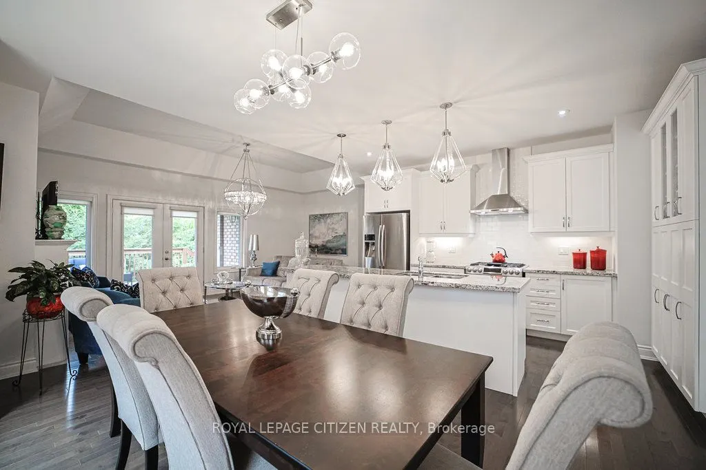 19 Westmount Drive #15