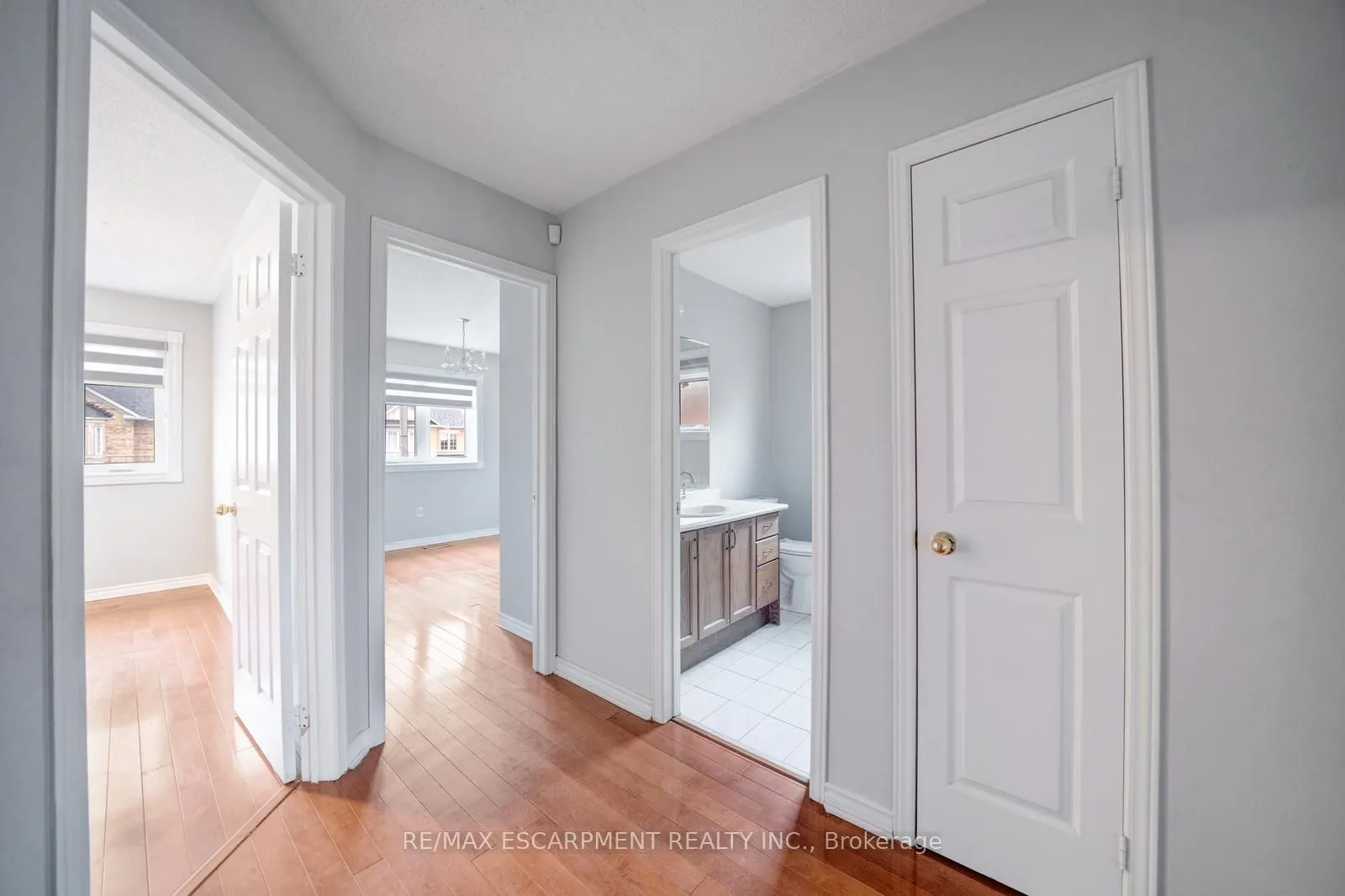 84 Andriana Crescent