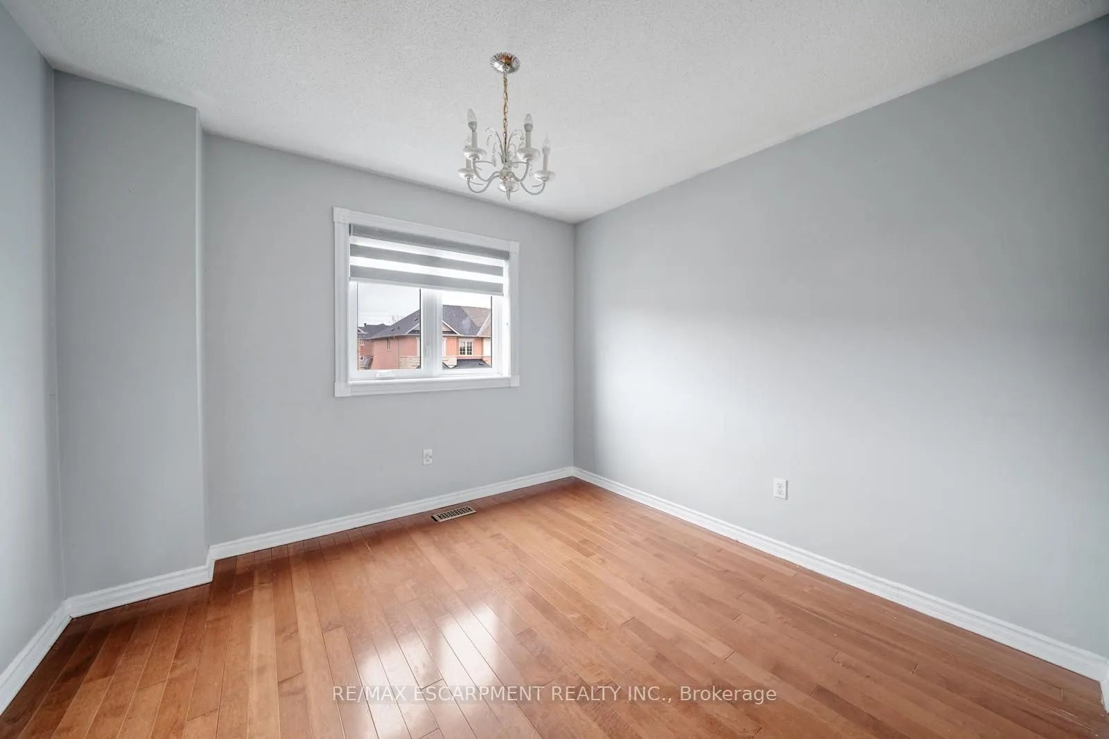 84 Andriana Crescent