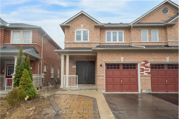 84 Andriana Crescent