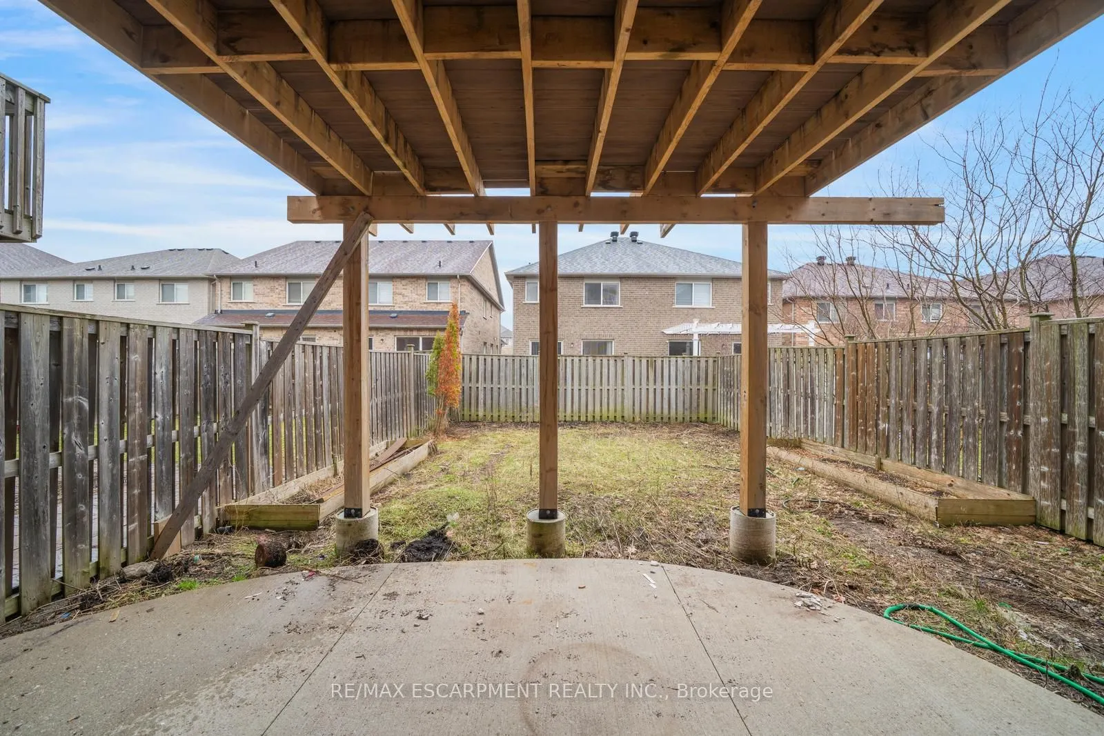 84 Andriana Crescent