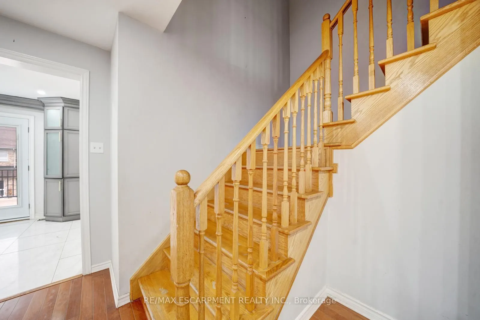 84 Andriana Crescent