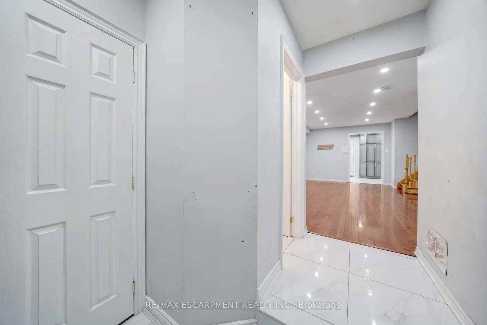 84 Andriana Crescent