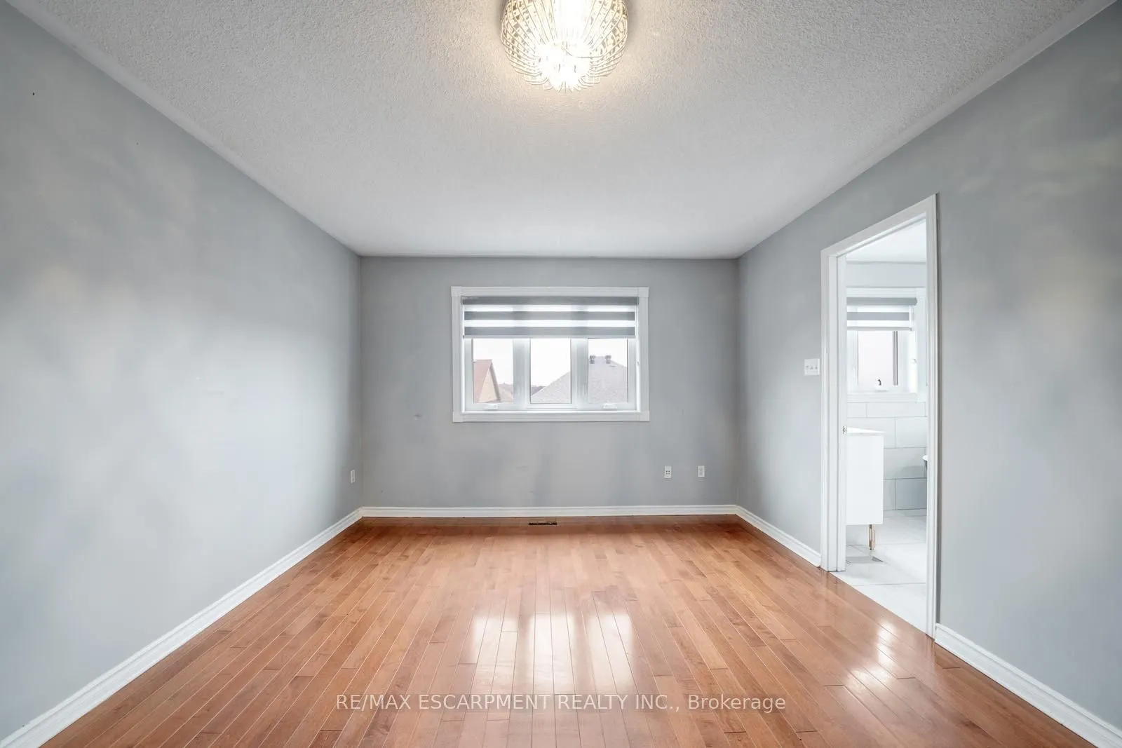 84 Andriana Crescent