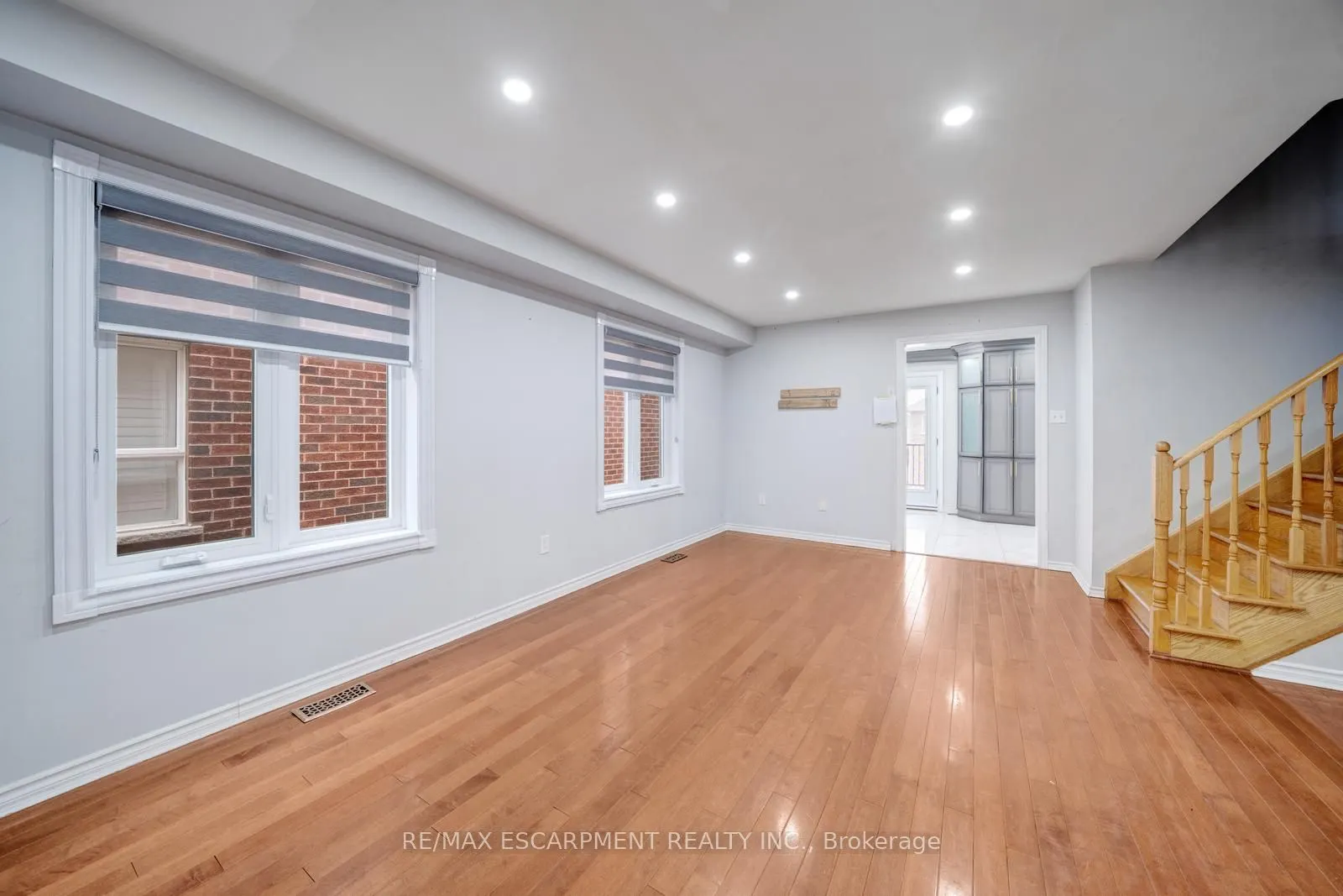 84 Andriana Crescent