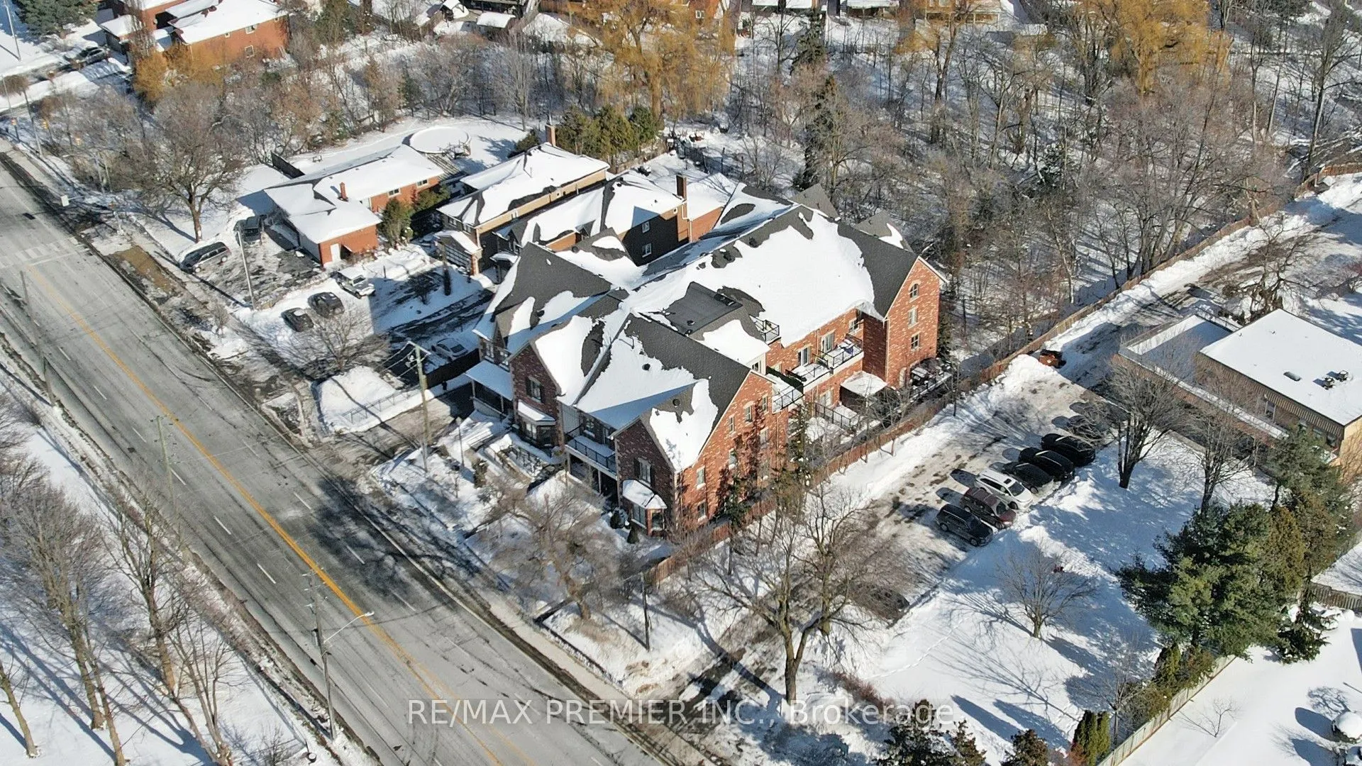 9589 Keele Street #106