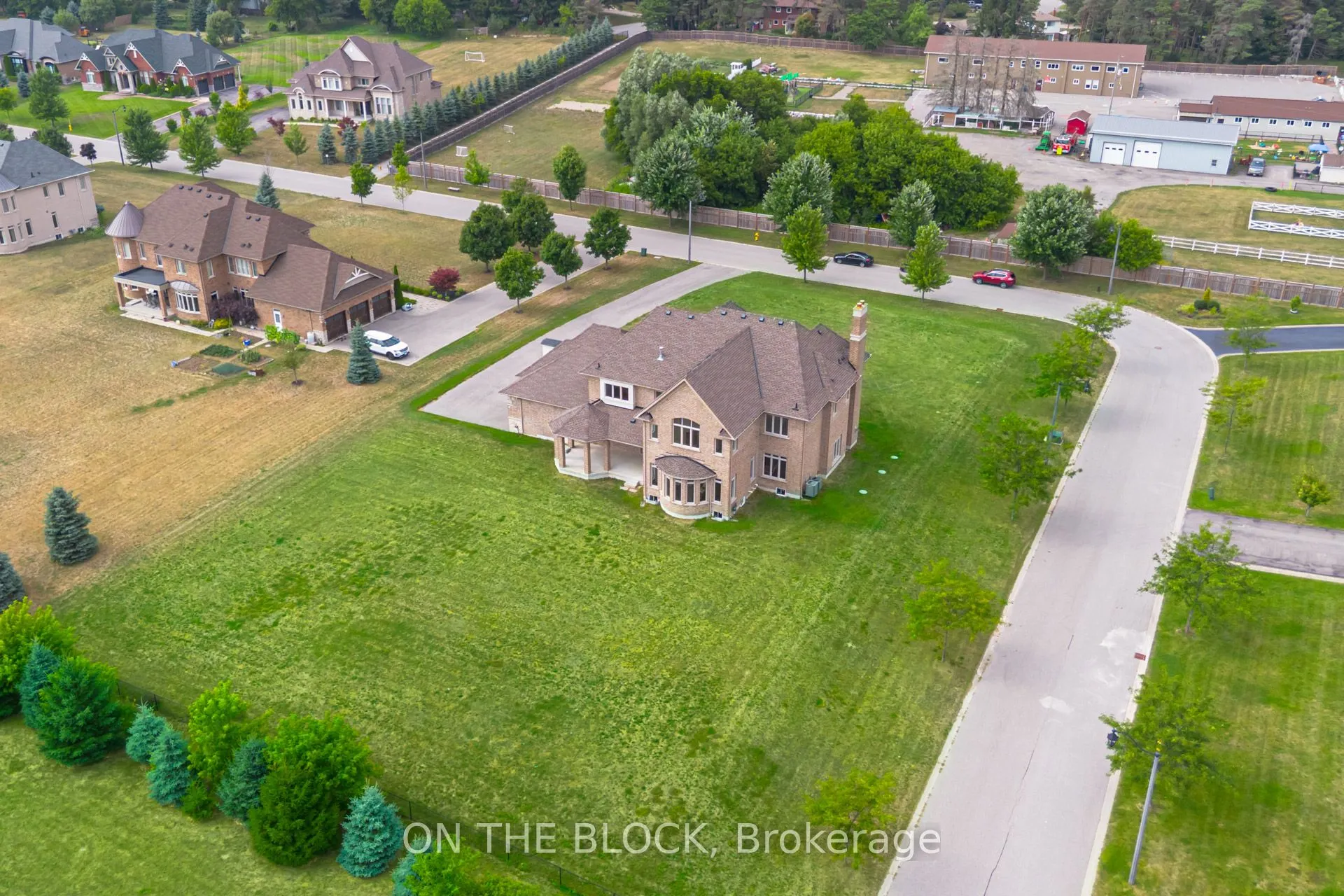 24 Whitewood Drive
