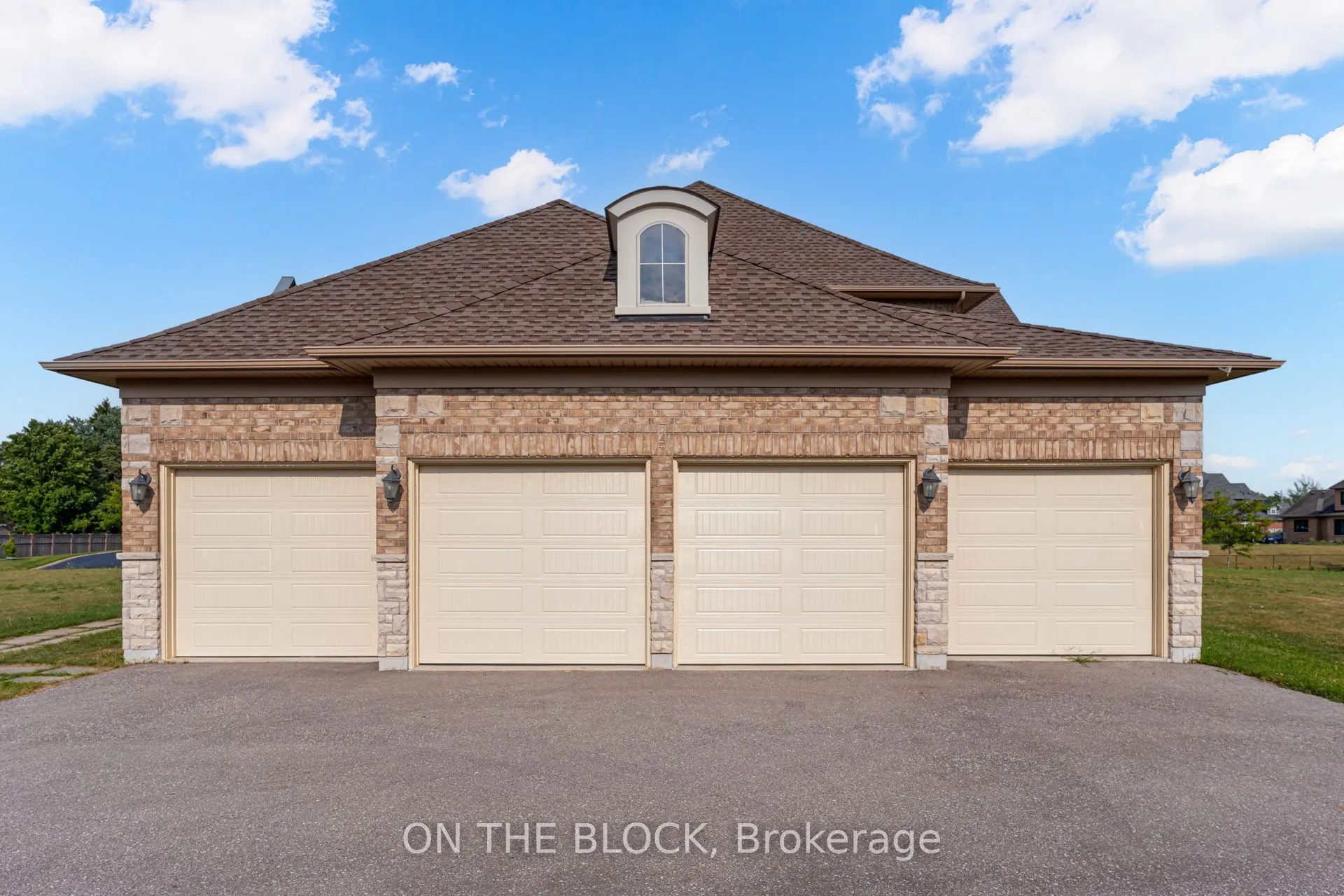 24 Whitewood Drive